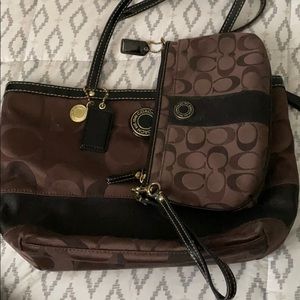 Coach purse and wristlet